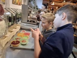 5570114811270002178261061293823358302808878n